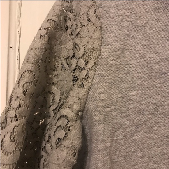 LOFT grey cropped top with lace sleeves sz L - Picture 5 of 7